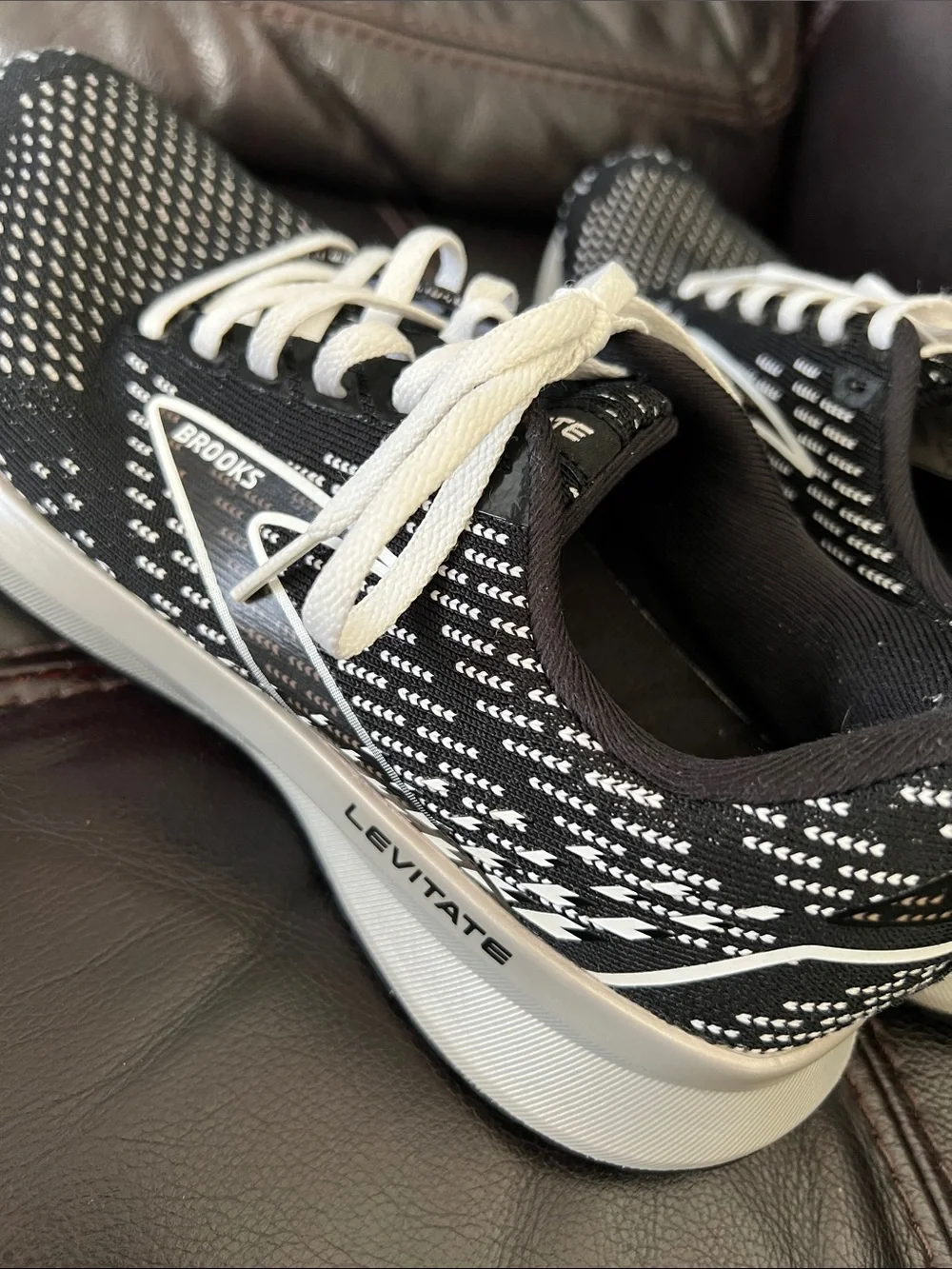 Brooks breathable knit